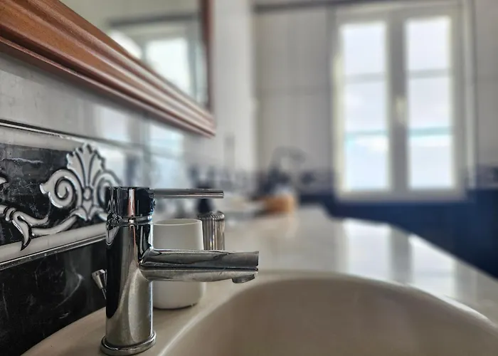 Pensjonat A Casa Do Comandante - Piscina E Jardim Lagoa (Azores)