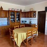 A Casa Do Comandante - Piscina E Jardim Guest house