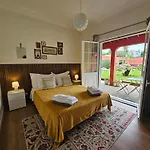 A Casa Do Comandante - Piscina E Jardim Guest house *