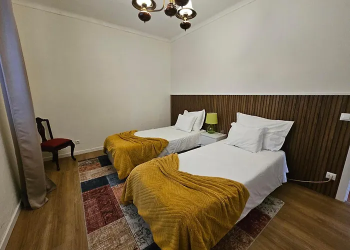 A Casa Do Comandante - Piscina E Jardim * Lagoa (Azores)