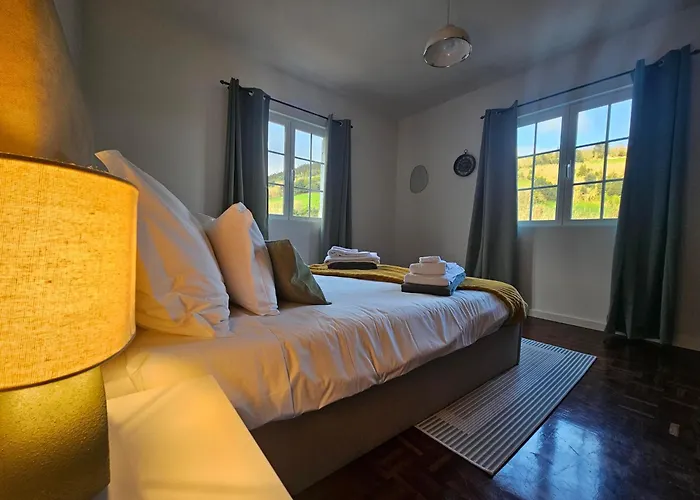 A Casa Do Comandante - Piscina E Jardim 招待所 *